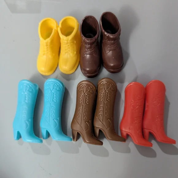 Lot of 5 Vintage Barbie shoes Red Cowboy Boots & Chunky Hiking Yellow Brown - Picture 1 of 6